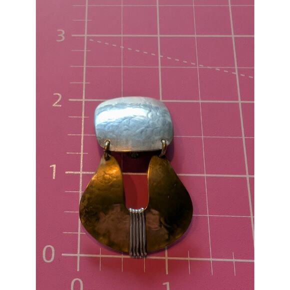 Marjorie Baer SF Signed Brass Mixed Metal Modern Dangle Drop Clip On Earrings - Picture 5 of 8